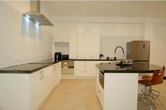 Town Centre Apartment kitchen