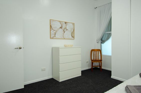 Town Centre Apartment bedroom